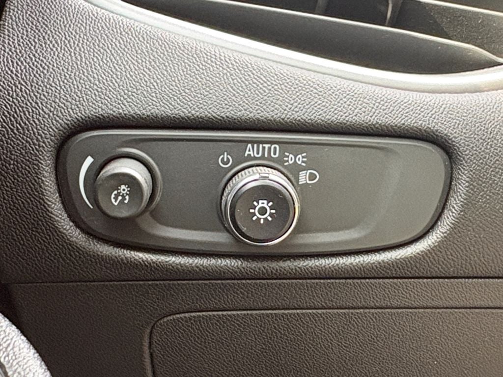 2023 Chevrolet Malibu LS