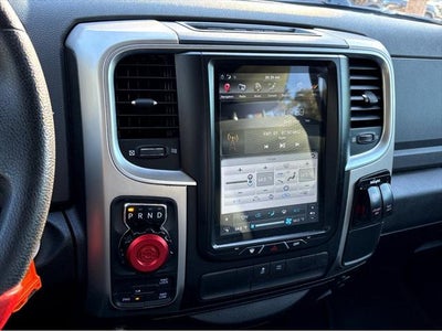 2019 RAM 1500 Classic SLT Crew Cab 4x4 6'4' Box