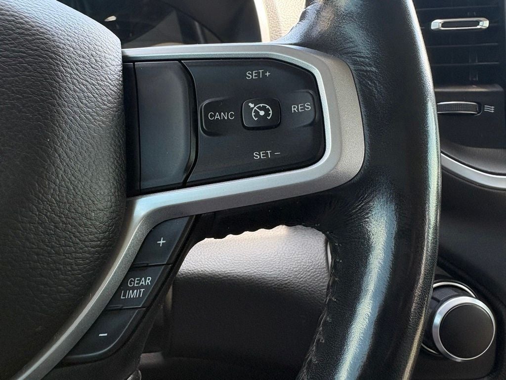 2020 RAM Ram 1500 Big Horn Crew Cab 4x4 5'7' Box