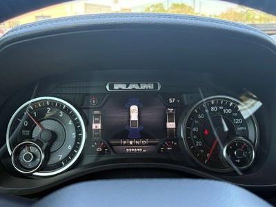 2022 RAM 1500 Laramie Crew Cab 4x4 5'7' Box