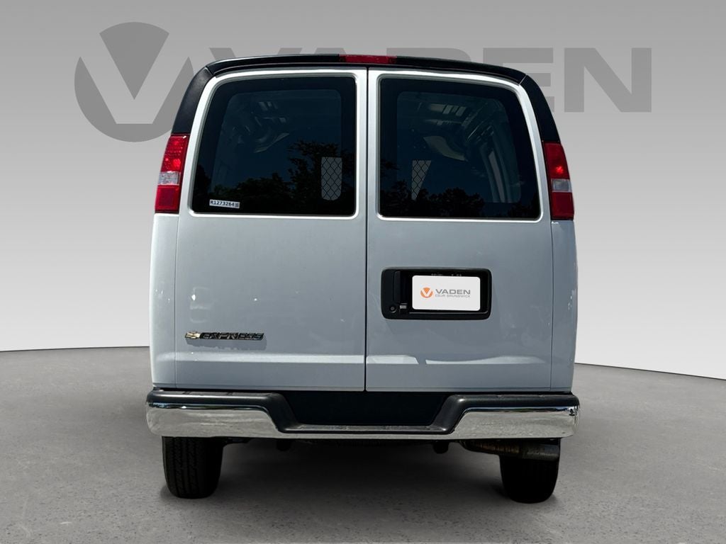 2024 Chevrolet Express Cargo RWD 2500 Regular Wheelbase WT