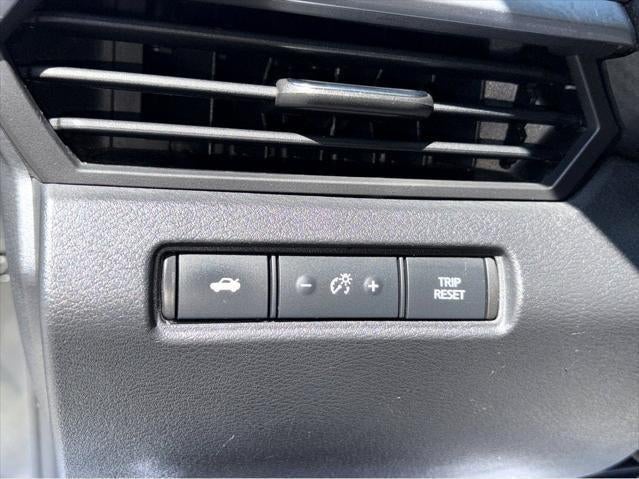 2022 Nissan Altima SR FWD