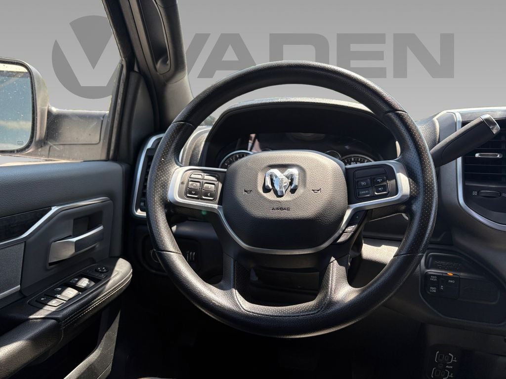 2021 RAM 3500 Big Horn Crew Cab 4x4 8' Box