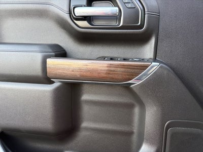 2021 Chevrolet Silverado 1500 2WD Crew Cab Short Bed LT