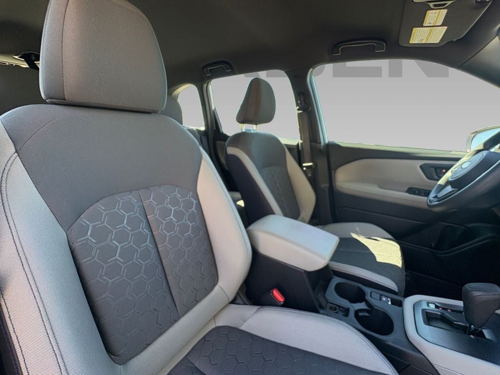 2025 Subaru Forester Base