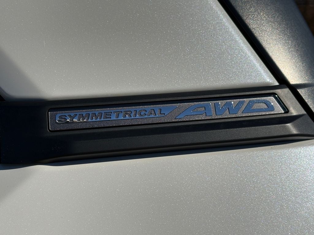 2025 Subaru Forester Base