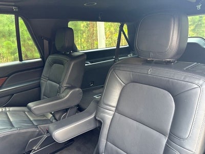 2022 Lincoln Navigator L Reserve
