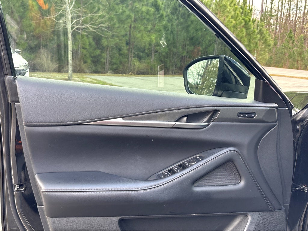 2023 INFINITI QX60 LUXE AWD