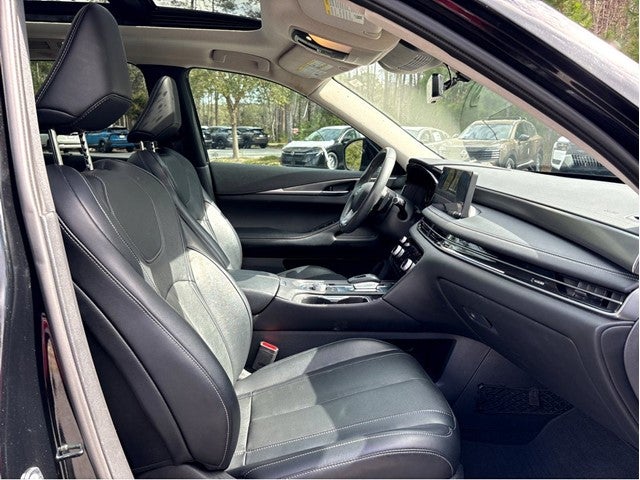 2023 INFINITI QX60 LUXE AWD