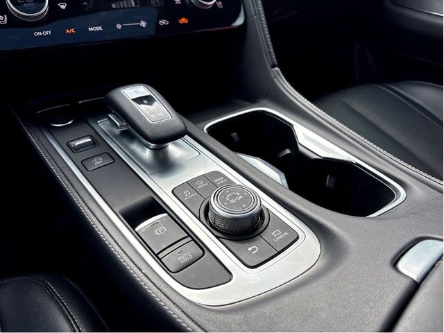 2023 INFINITI QX60 LUXE AWD