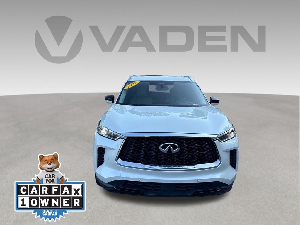 2023 INFINITI QX60 LUXE