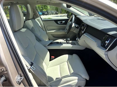 2024 Volvo S60 Ultimate