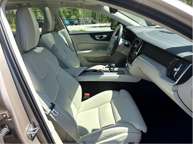 2024 Volvo S60 Ultimate