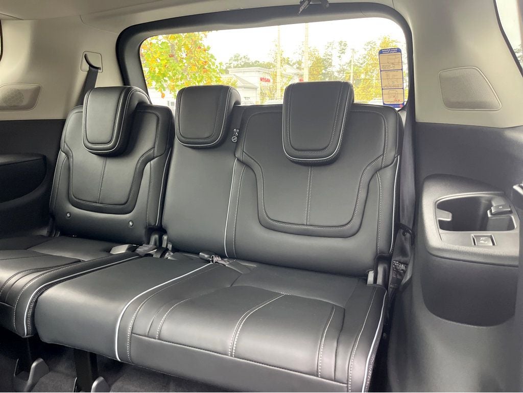 2025 INFINITI QX80 Sensory 4WD