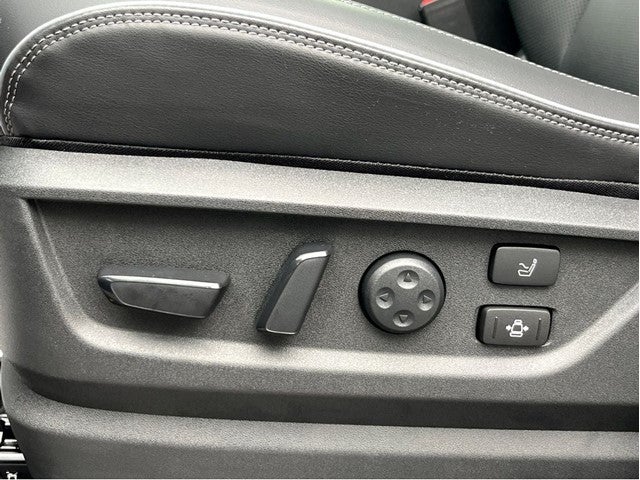 2025 INFINITI QX80 Sensory 4WD