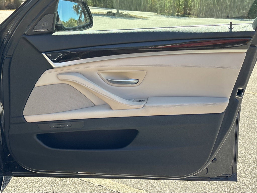 2014 BMW 5 Series 528i