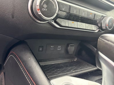 2023 Nissan Altima SR