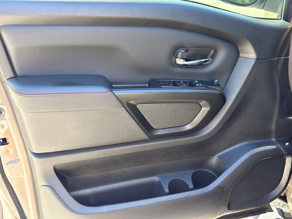 2024 Nissan Titan PRO-4X