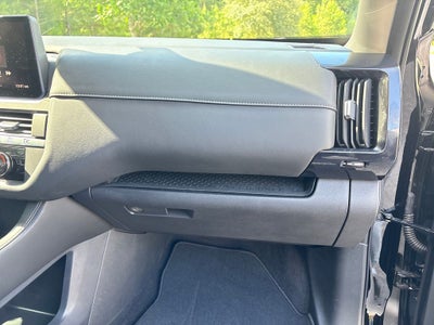 2026 Nissan Pathfinder S