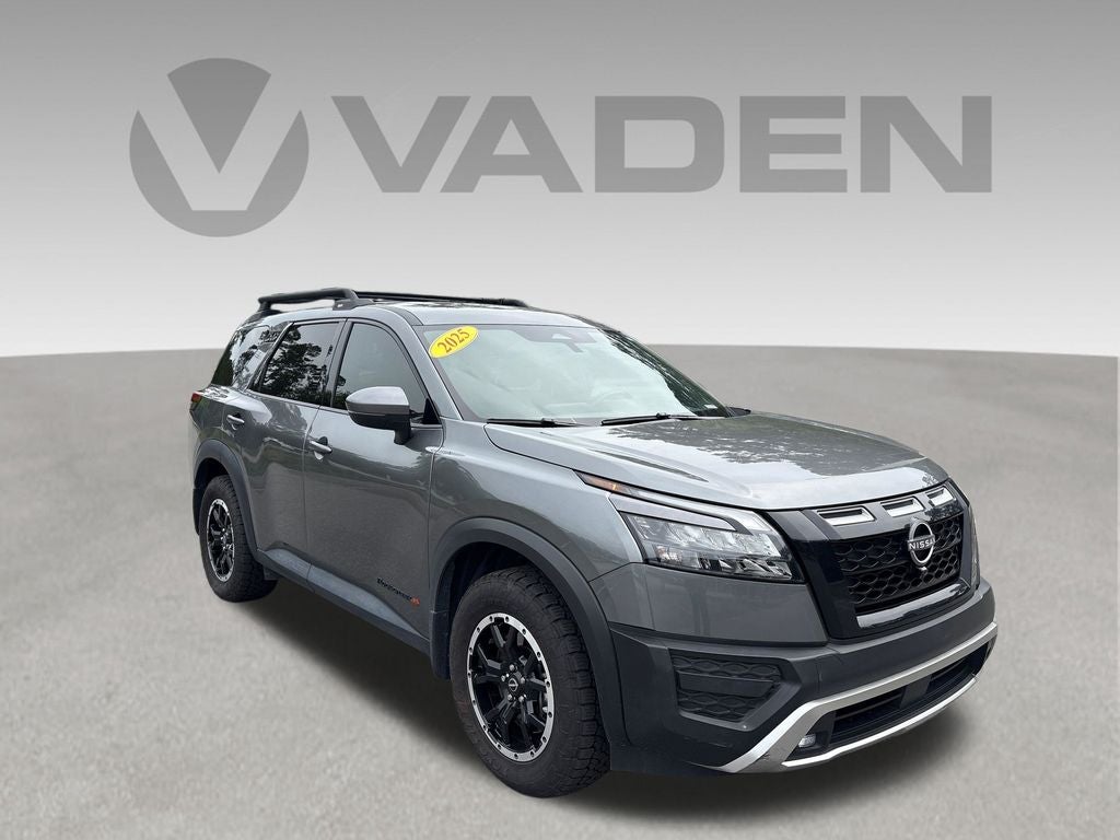 2025 Nissan Pathfinder Rock Creek