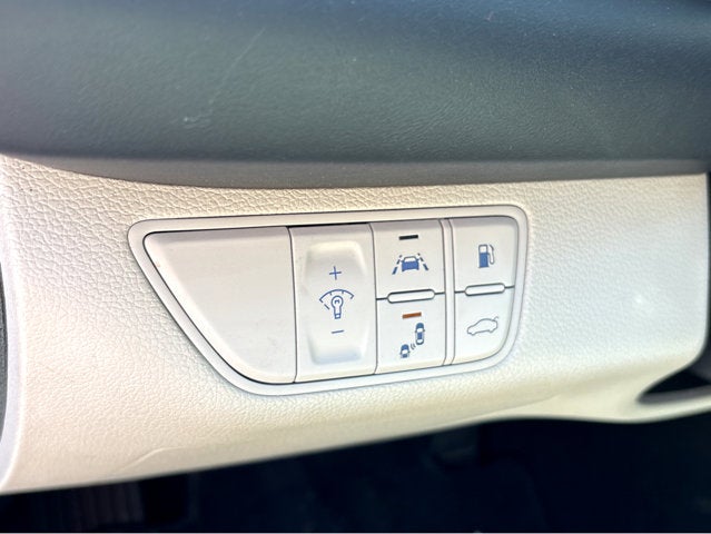 2021 Genesis G70 2.0T