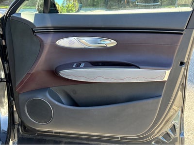 2025 Genesis GV70 2.5T