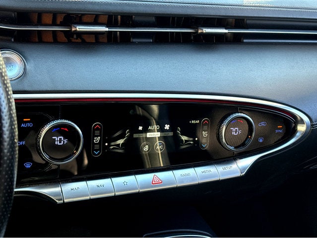 2023 Genesis GV70 2.5T