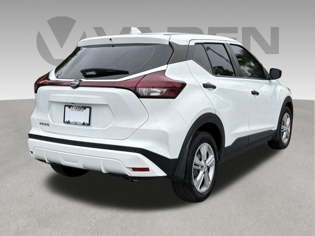 2024 Nissan Kicks SR