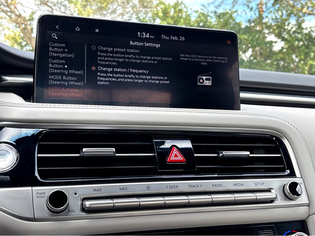 2025 Genesis G70 2.5T