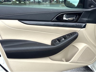 2023 Nissan Maxima Platinum