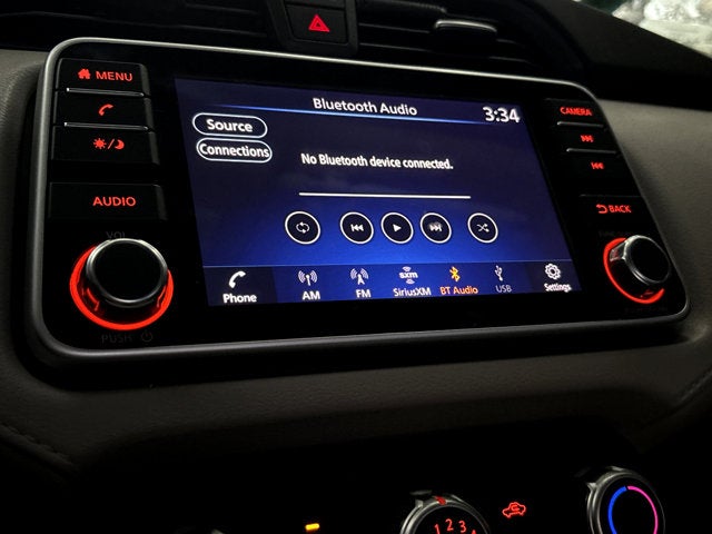 2022 Nissan Versa SV