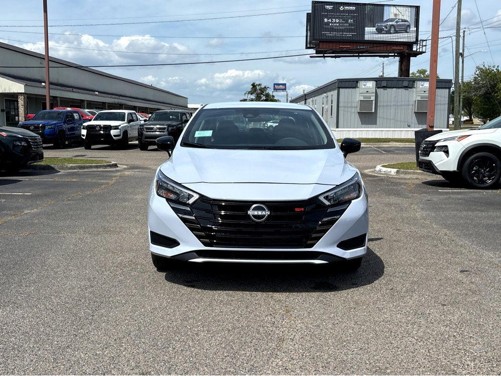 2025 Nissan Versa 1.6 SR