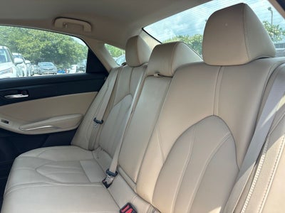 2020 Toyota Avalon XLE