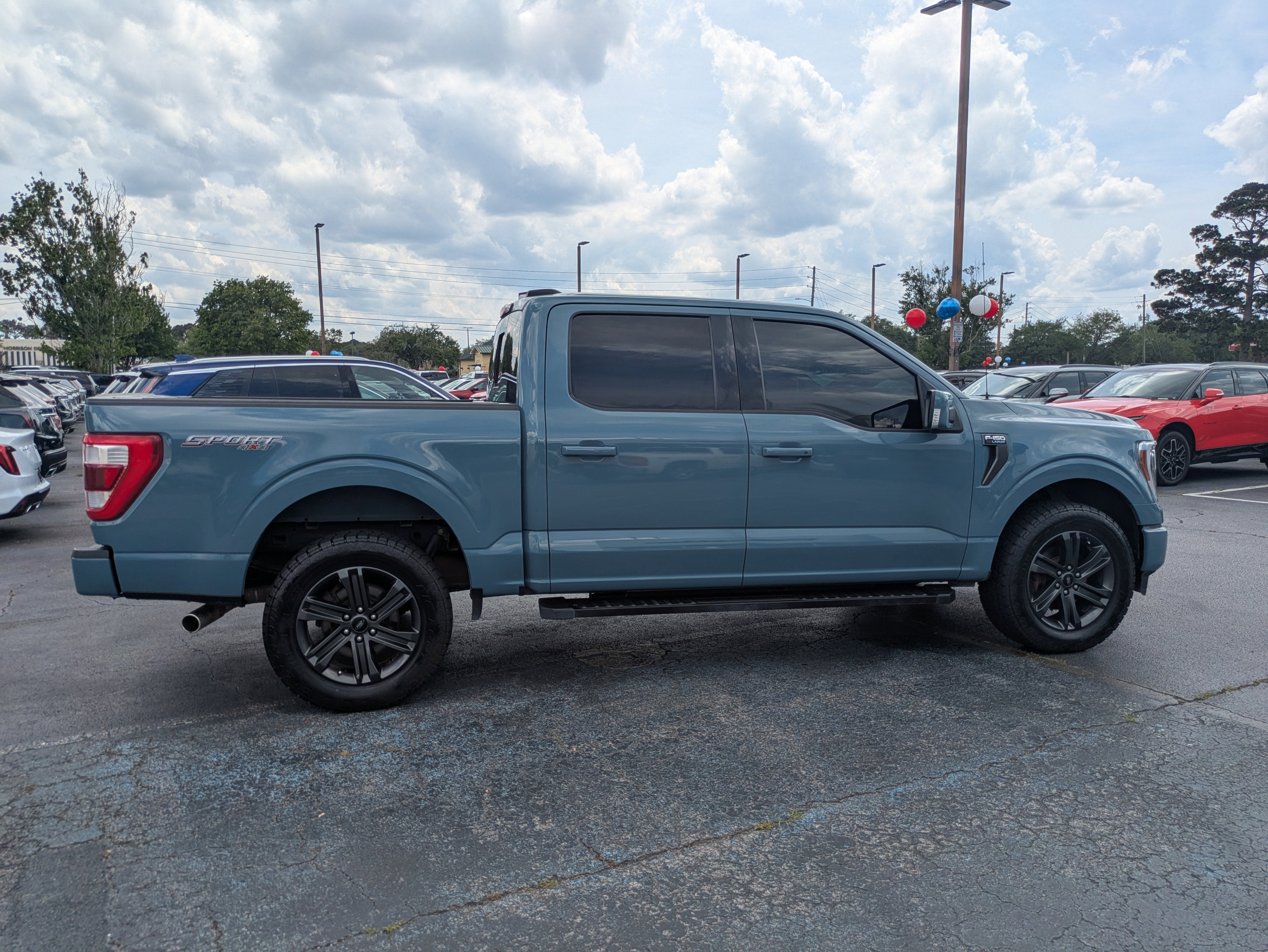 2023 Ford F-150 LARIAT