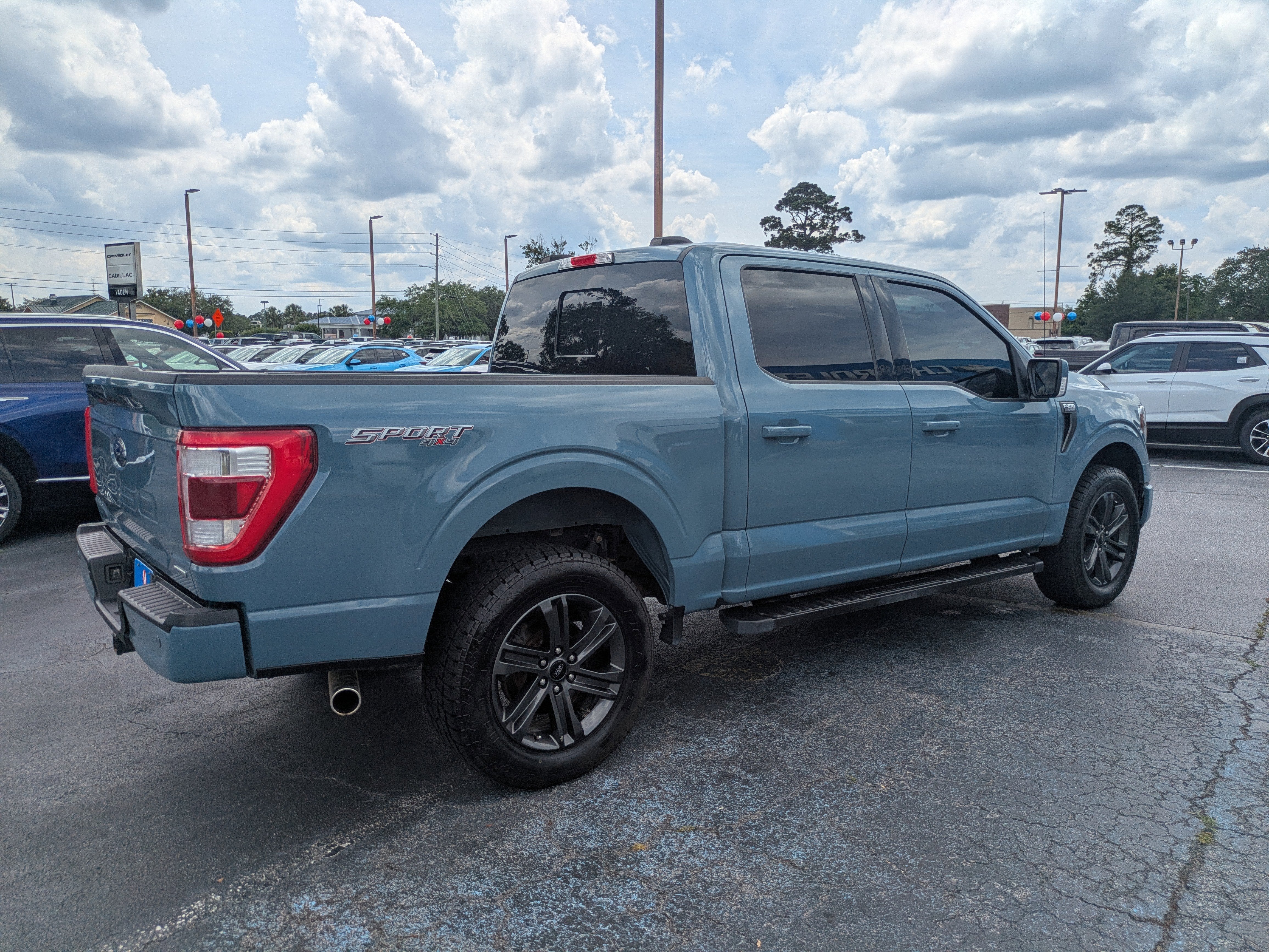 2023 Ford F-150 LARIAT