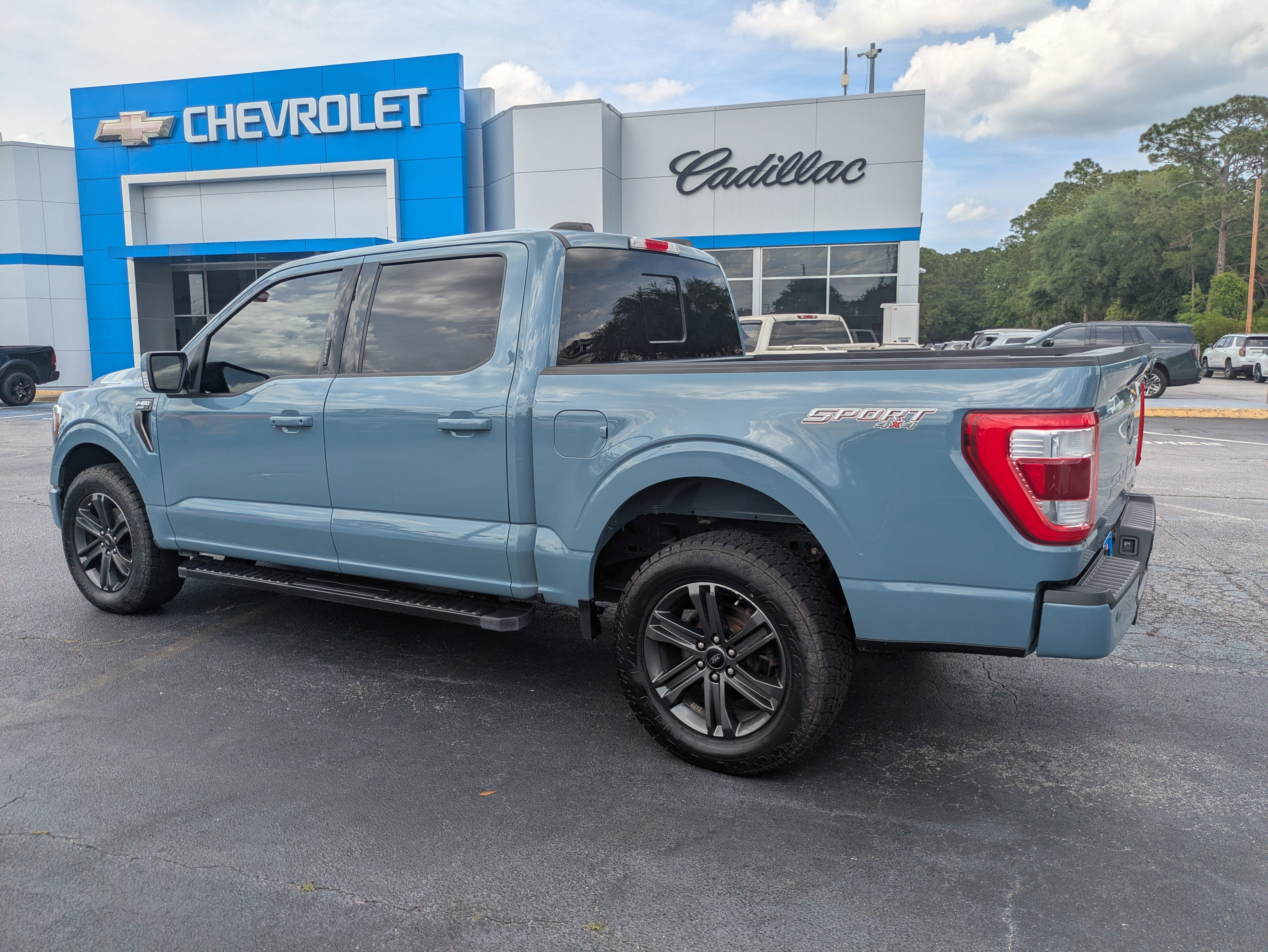 2023 Ford F-150 LARIAT