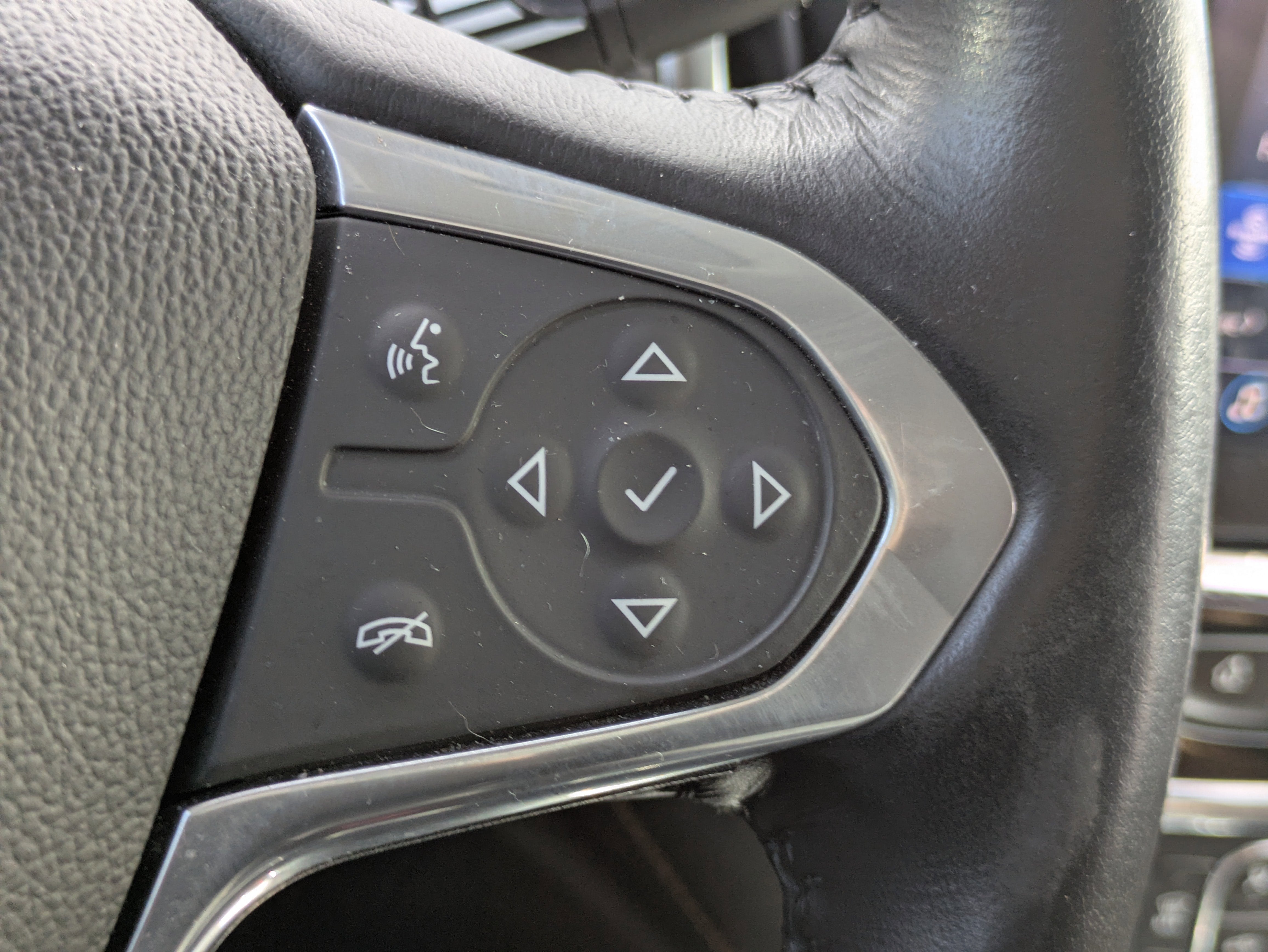 2021 Chevrolet Traverse RS