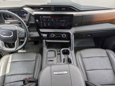 2025 GMC Sierra 2500HD Denali