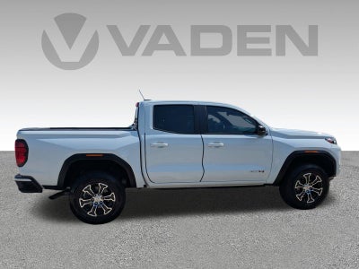 2023 GMC Canyon 4WD AT4