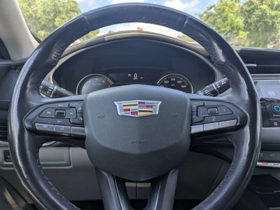 2023 Cadillac XT4 AWD Luxury