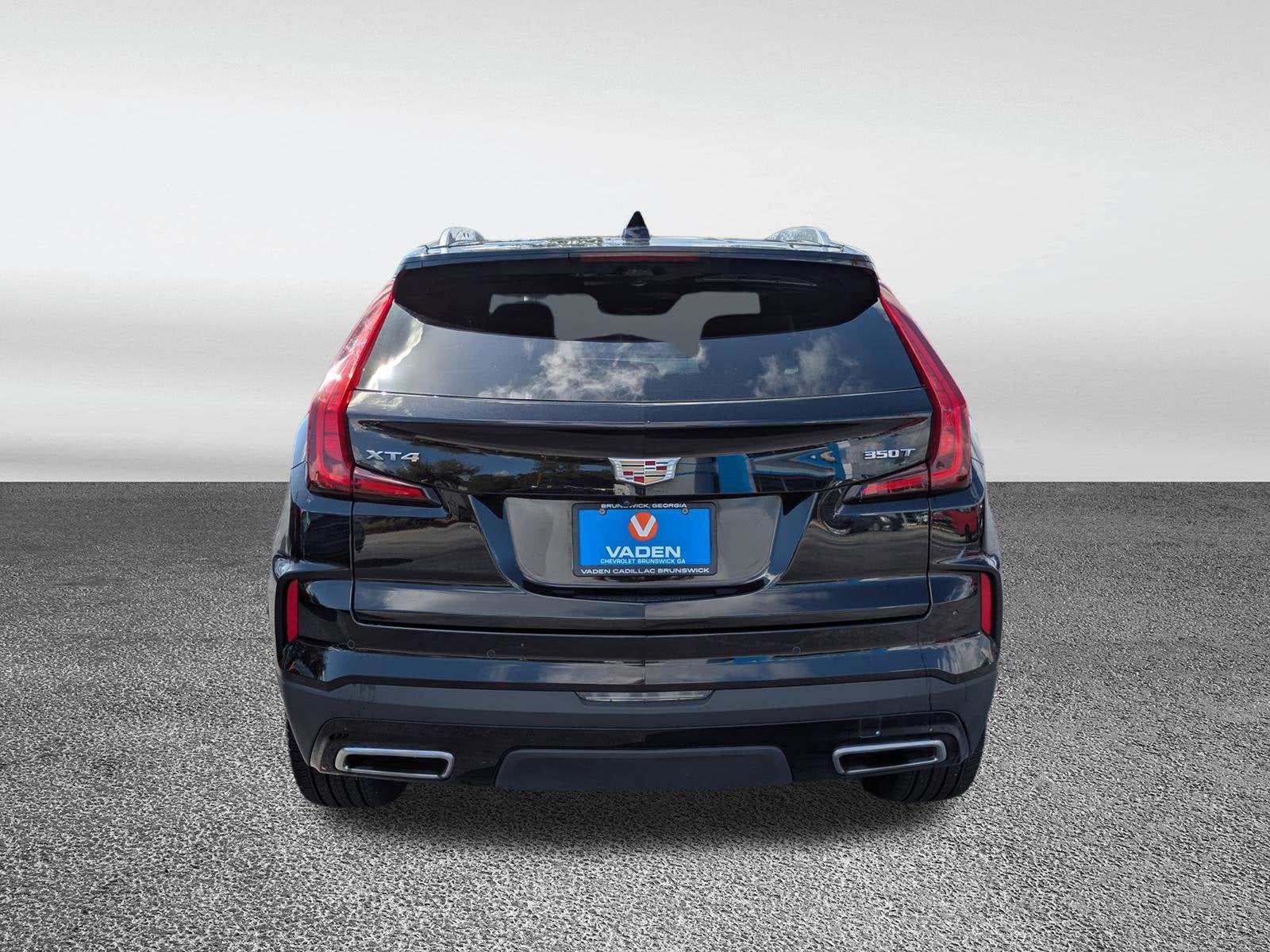 2024 Cadillac XT4 FWD Premium Luxury