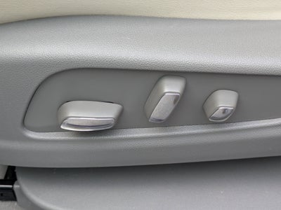 2023 Cadillac XT5 FWD Premium Luxury