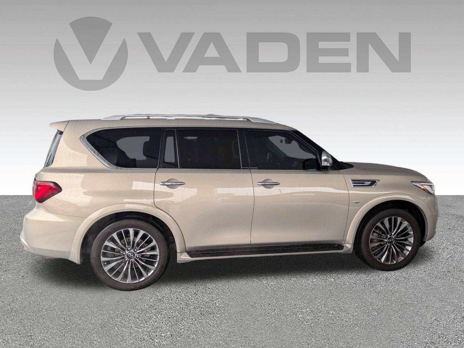 2020 INFINITI QX80 LUXE