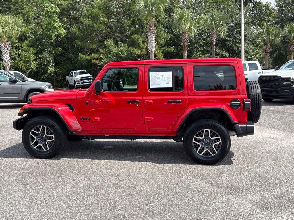 2025 Jeep Wrangler 4-Door Sahara 4x4