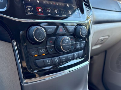 2022 Jeep Grand Cherokee WK Laredo E 4x2