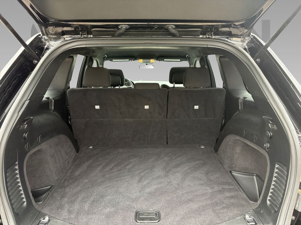 2019 Jeep Grand Cherokee Laredo E 4x2