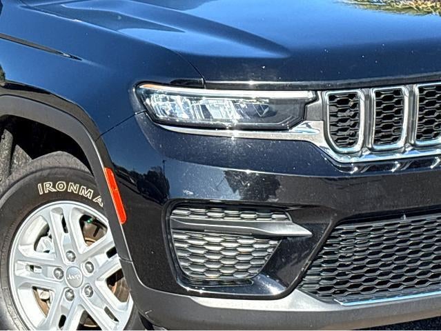 2023 Jeep Grand Cherokee Laredo 4x4