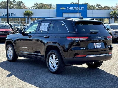 2023 Jeep Grand Cherokee Laredo 4x4