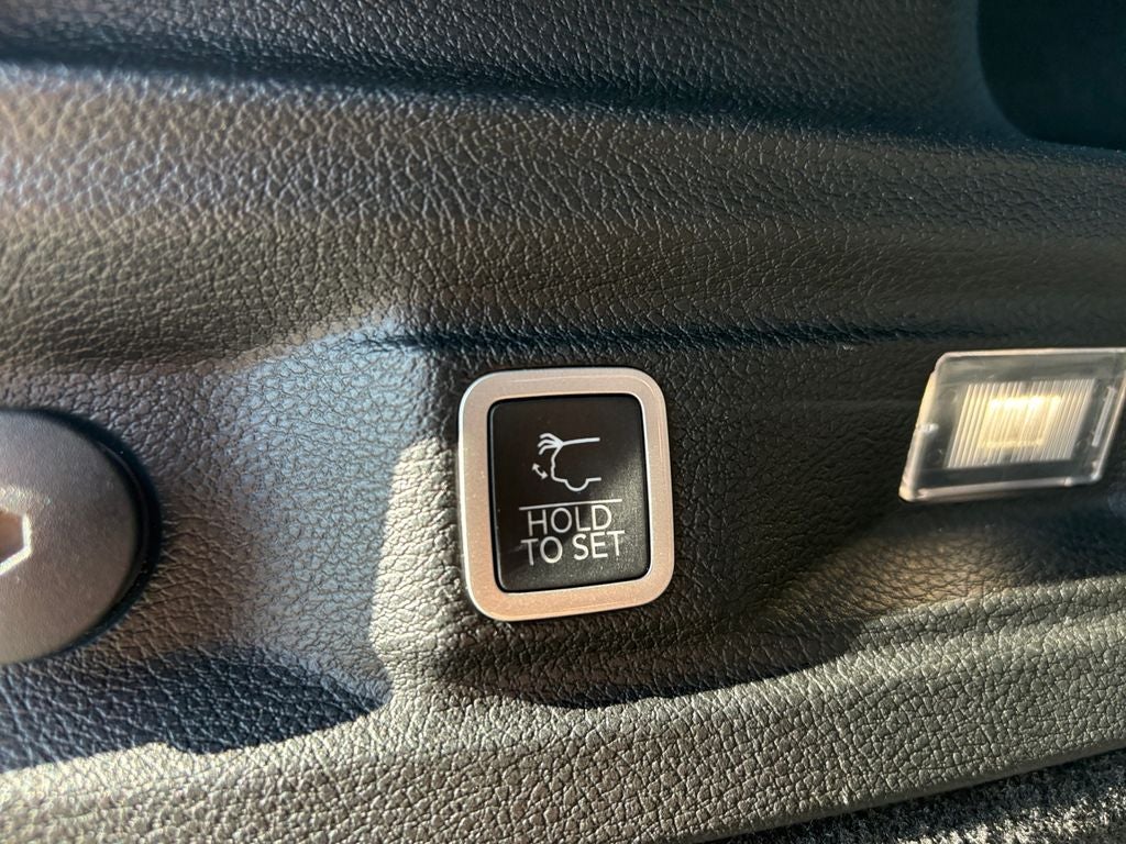 2022 Jeep Grand Cherokee L Overland 4x4