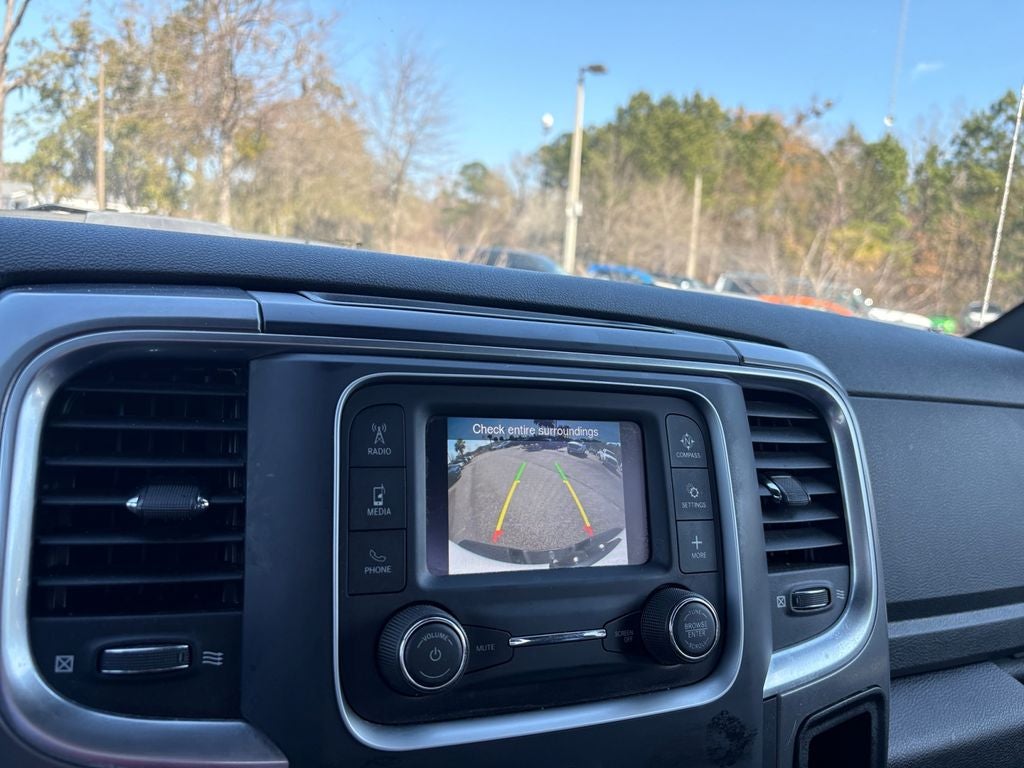 2024 RAM 1500 Classic Warlock Crew Cab 4x2 5'7' Box